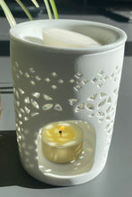 Load image into Gallery viewer, Wax Melt &amp; Tea Light Burner Gift Box - Skarlette Limited
